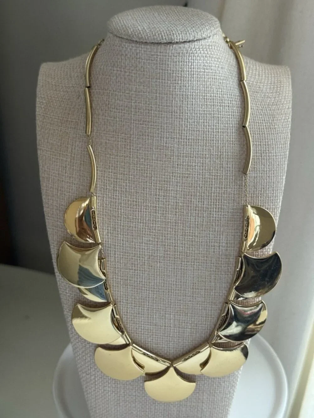 Kate Spade New York , Gold Sweetheart Scallop Necklace
